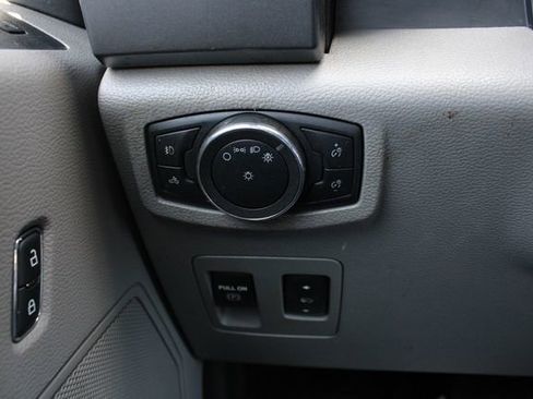 Used 2020 Ford F150 XLT w/ Equipment Group 302A Luxury AWD/4WD image 7