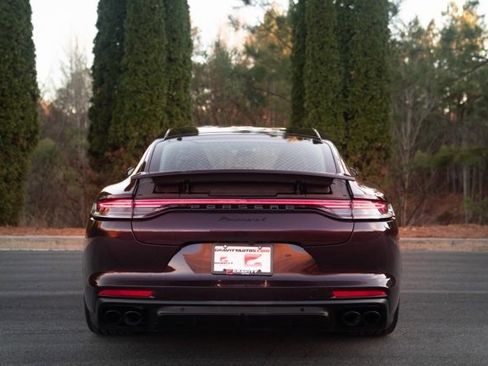 Used 2023 Porsche Panamera 4 Platinum Edition image 13