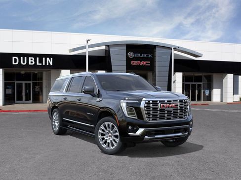 New 2026 GMC Yukon XL Denali w/ Denali Reserve Package image 8