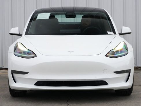 Used 2021 Tesla Model 3 Standard Range Plus image 7