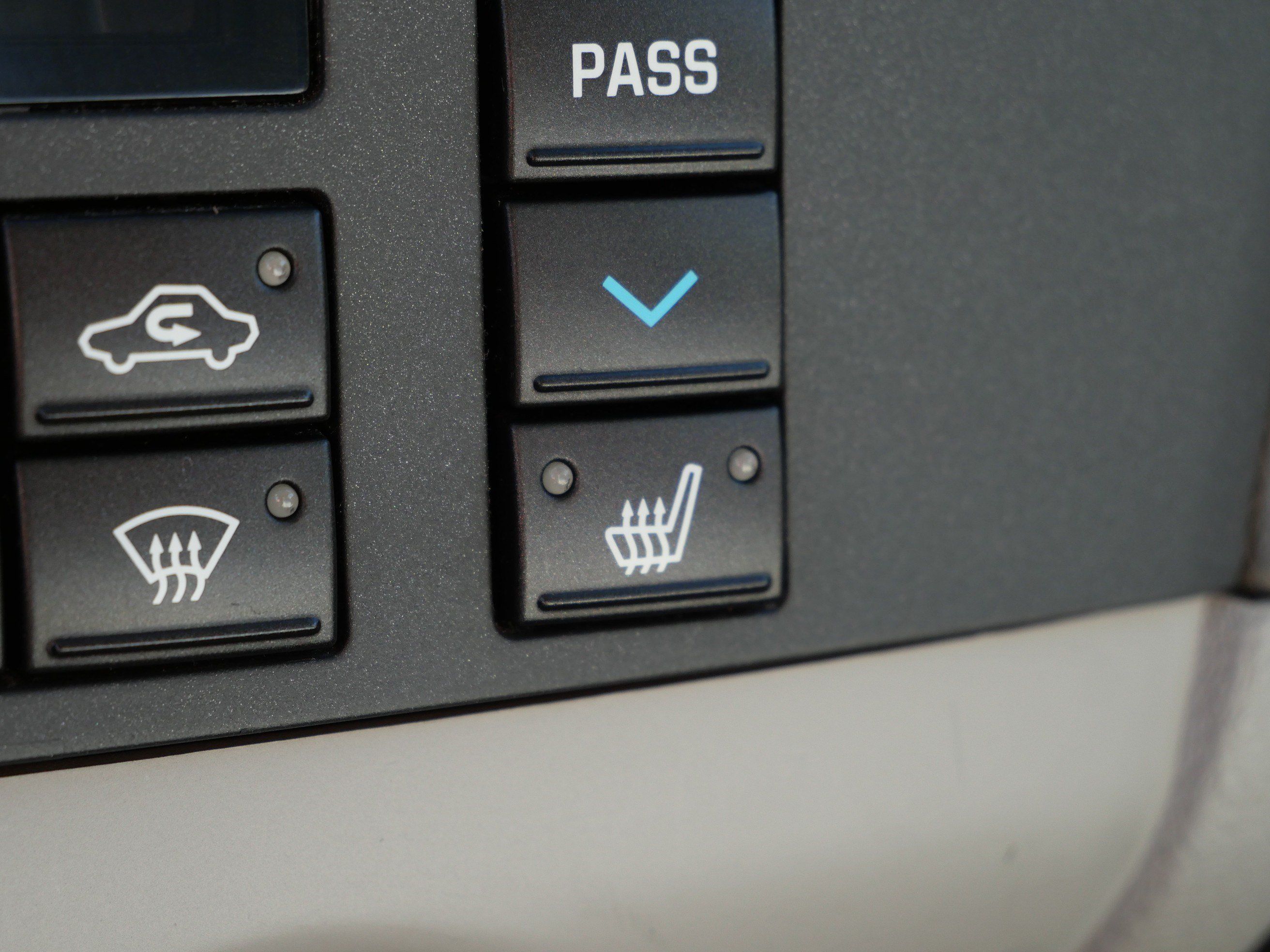 Used 2008 Buick LaCrosse CX FWD image 33