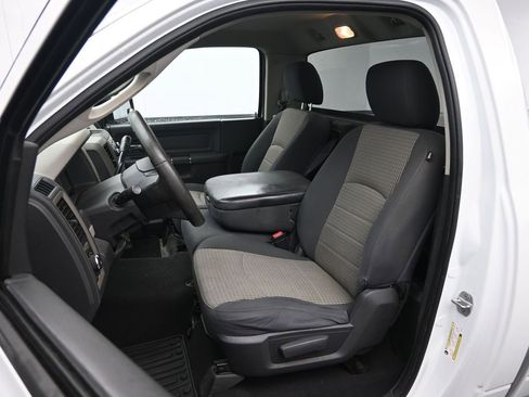 Used 2012 RAM 1500 Express RWD image 15