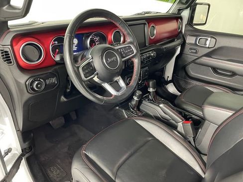 Used 2022 Jeep Wrangler Unlimited Rubicon w/ Steel Bumper Group AWD/4WD image 3