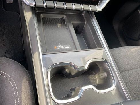 Used 2025 GMC Acadia Elevation image 24