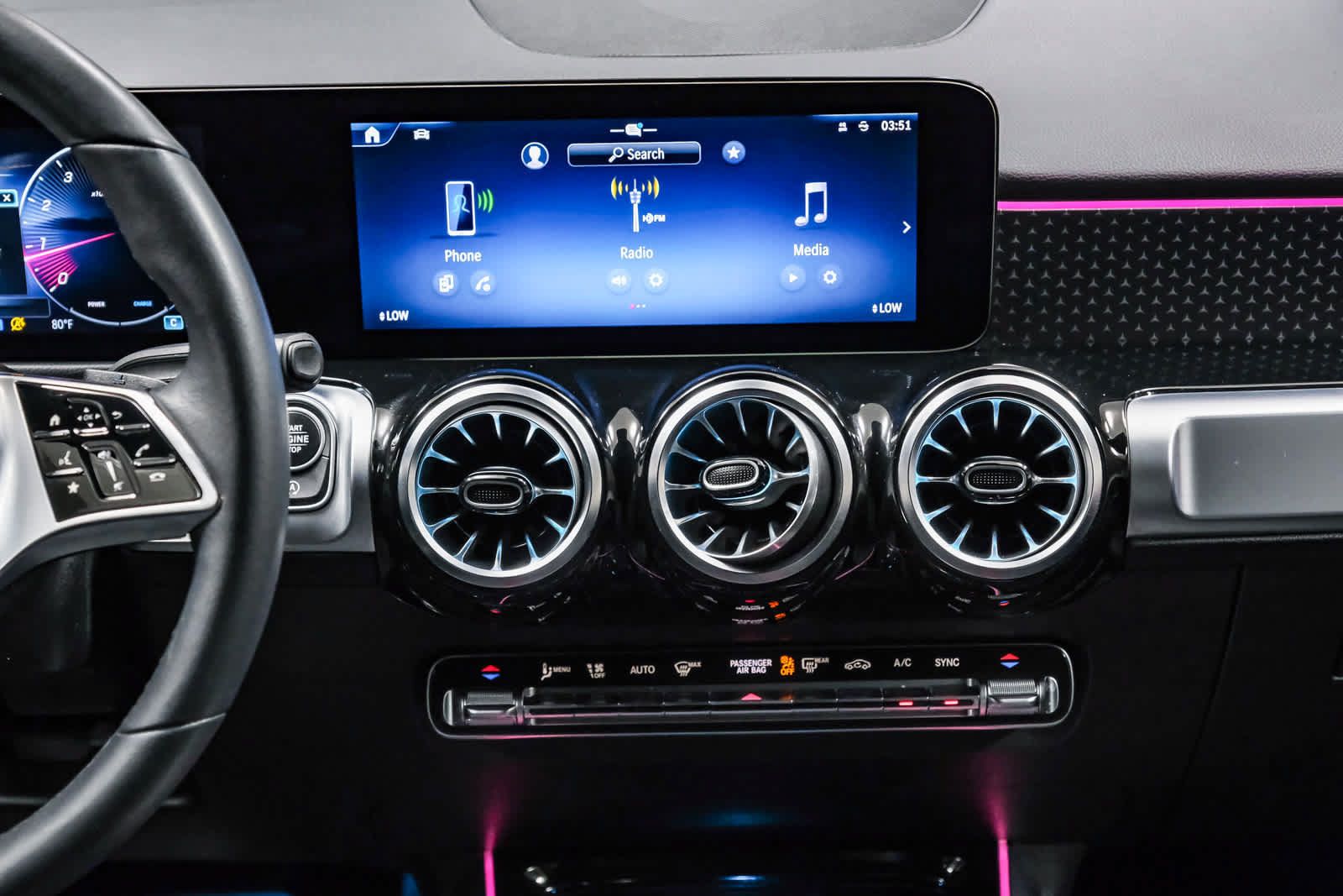 Used 2024 Mercedes-Benz GLB 250 image 16