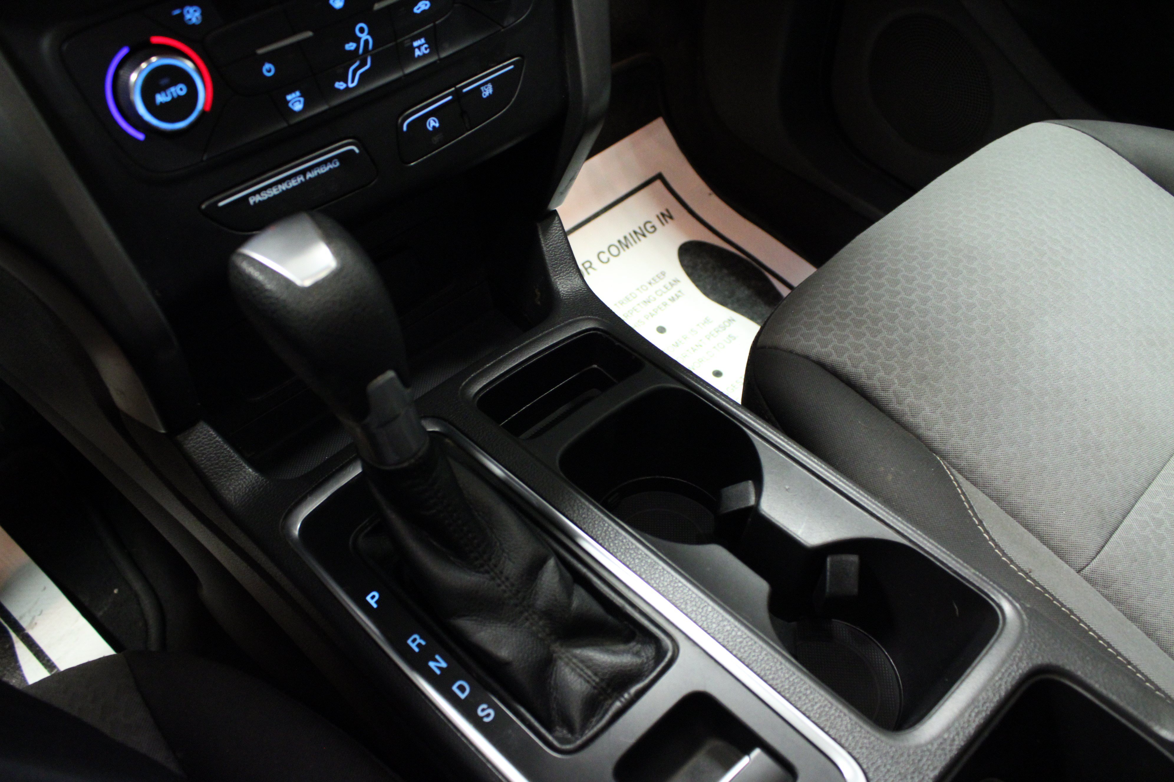 Used 2017 Ford Escape SE AWD/4WD image 23