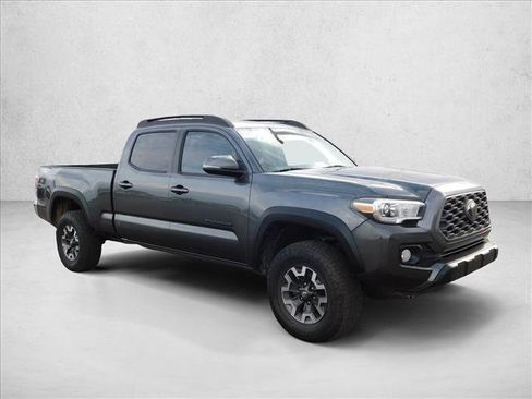 Used 2022 Toyota Tacoma TRD Off-Road AWD/4WD image 3