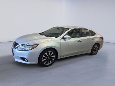 Used 2017 Nissan Altima 2.5 SL image 3