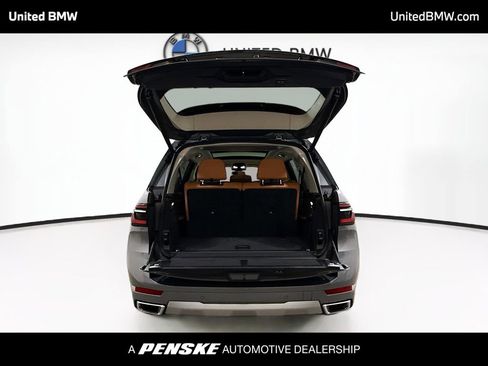 Certified 2025 BMW X7 xDrive40i w/ Premium Package image 15