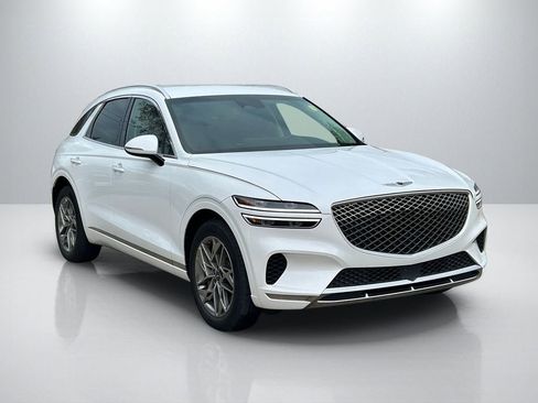 Used 2025 Genesis GV70 2.5T image 3
