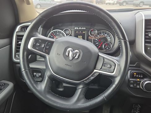 Used 2019 RAM 1500 Big Horn image 25
