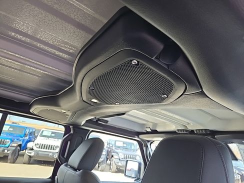 New 2026 Jeep Gladiator Sport image 87