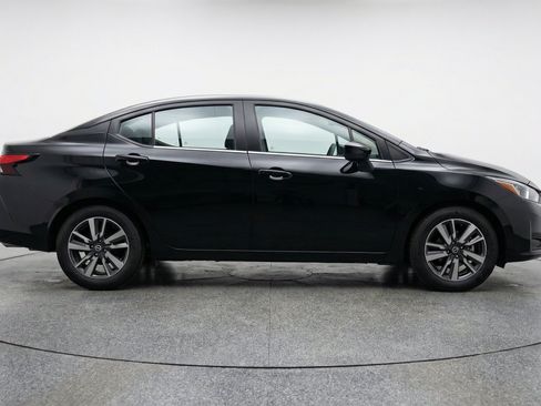 Used 2025 Nissan Versa SV FWD image 11