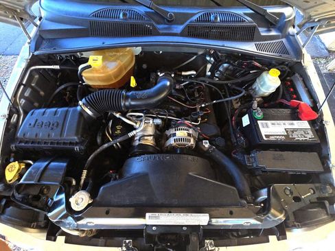 Used 2007 Jeep Liberty Limited image 31