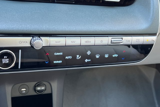 Certified 2024 Hyundai Ioniq 5 Limited RWD image 26