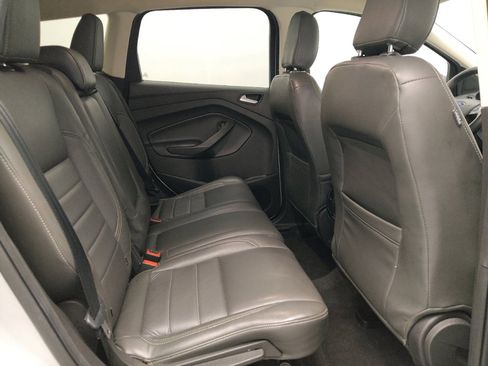 Used 2018 Ford Escape SE w/ SE Sync 3 Package image 19