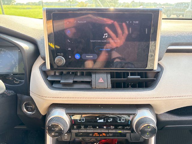 Certified 2024 Toyota RAV4 XLE AWD/4WD image 27