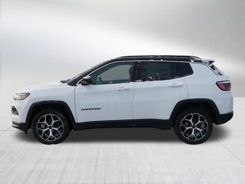 New 2026 Jeep Compass Limited image 4