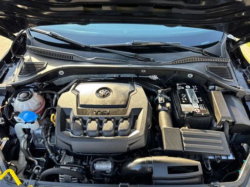 Used 2020 Volkswagen Passat 2.0T R-Line image 6