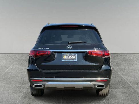 Used 2021 Mercedes-Benz GLS 450 4MATIC image 11