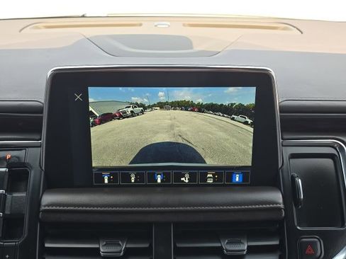 Used 2023 Chevrolet Tahoe Z71 w/ Luxury Package image 37