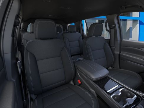 New 2026 Chevrolet Traverse LT w/ Driver Confidence Package image 40