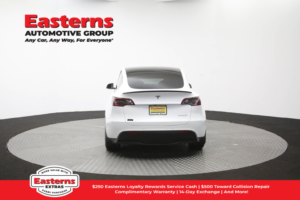 Used 2022 Tesla Model Y Performance AWD/4WD image 33