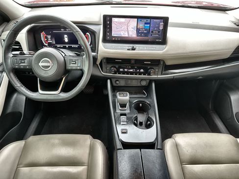 Used 2024 Nissan Rogue SL w/ SL Premium Package FWD image 19
