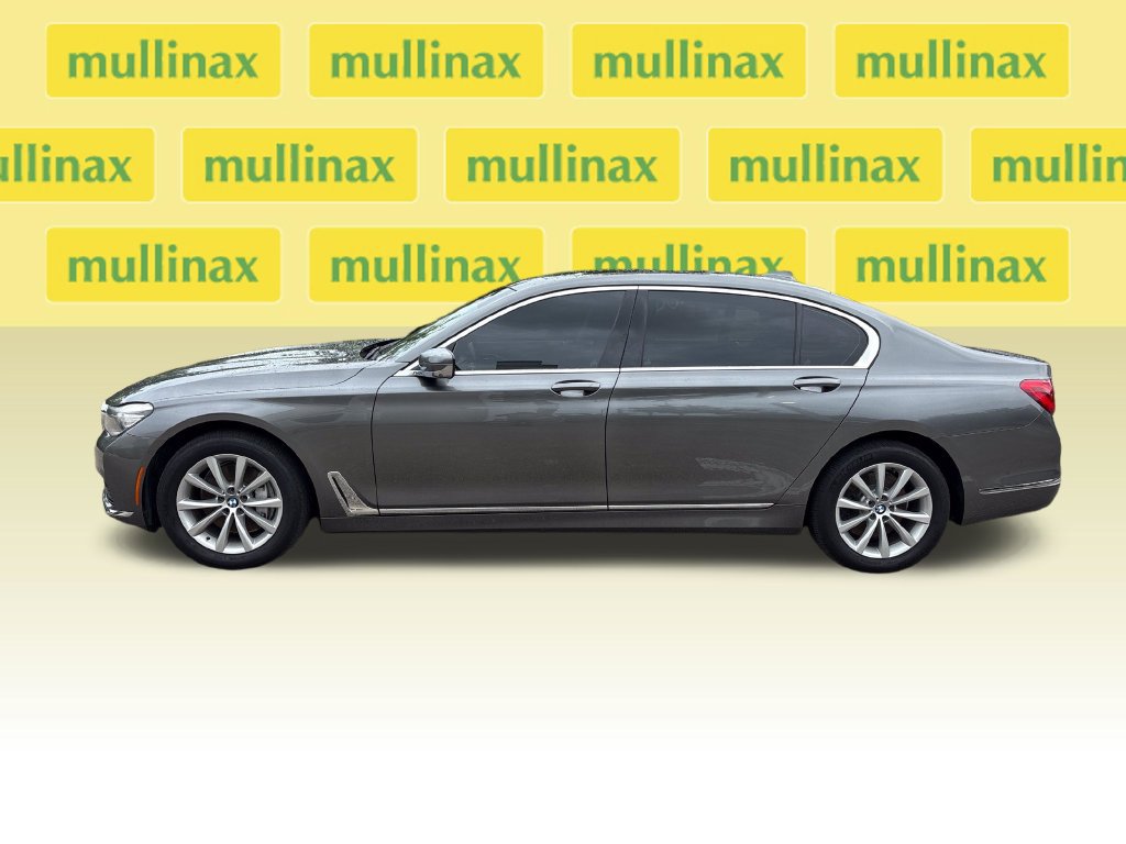 Used 2017 BMW 740i RWD image 13