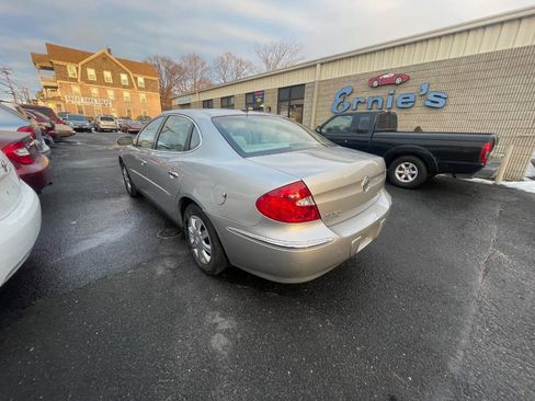 Used 2008 Buick LaCrosse CX image 4