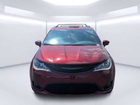 Used 2020 Chrysler Pacifica Limited w/ Advanced Safetytec Group FWD image 6