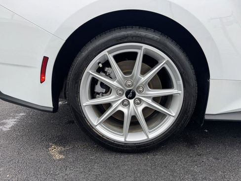 Used 2024 Ford Mustang GT Premium RWD image 38