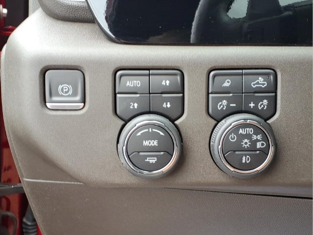 Used 2023 Chevrolet Silverado 1500 RST AWD/4WD image 13