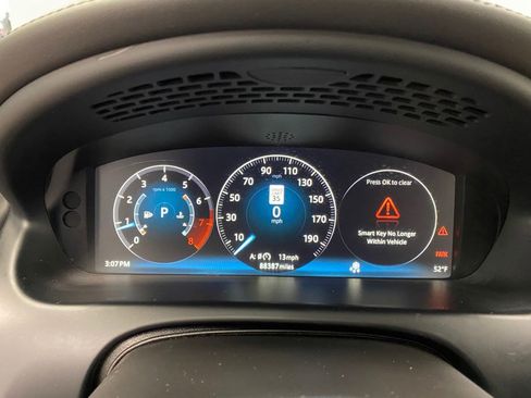 Used 2017 Jaguar XJ L Portfolio image 34