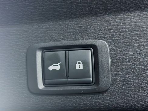 Used 2025 Mitsubishi Outlander SE FWD image 29