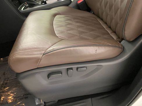 Used 2023 Nissan Armada Platinum w/ Captain's Chairs Package image 12