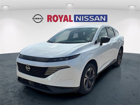 Used 2025 Nissan Murano SV image 3