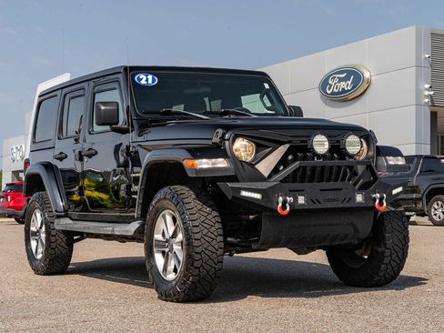 Used 2021 Jeep Wrangler Unlimited Sahara AWD/4WD image 1