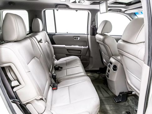 Used 2014 Honda Pilot Touring image 30
