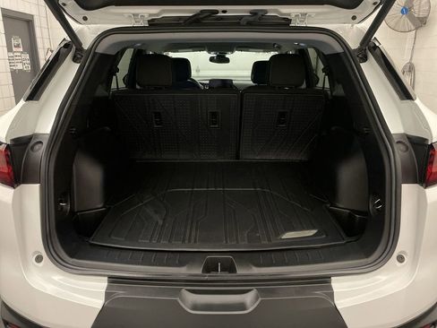 Used 2023 Chevrolet Blazer LT w/ Convenience Package image 18