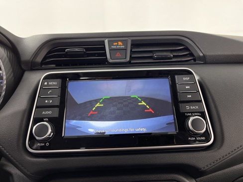 Used 2025 Nissan Versa S w/ Trunk Package FWD image 22