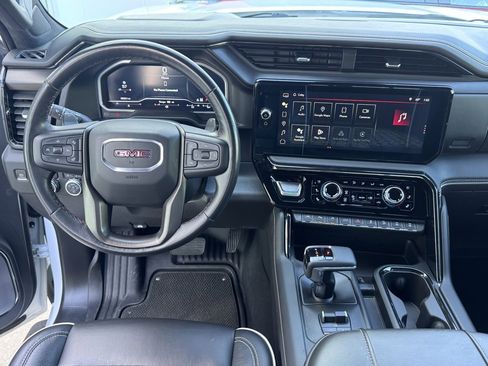 Used 2023 GMC Sierra 1500 AT4X image 23
