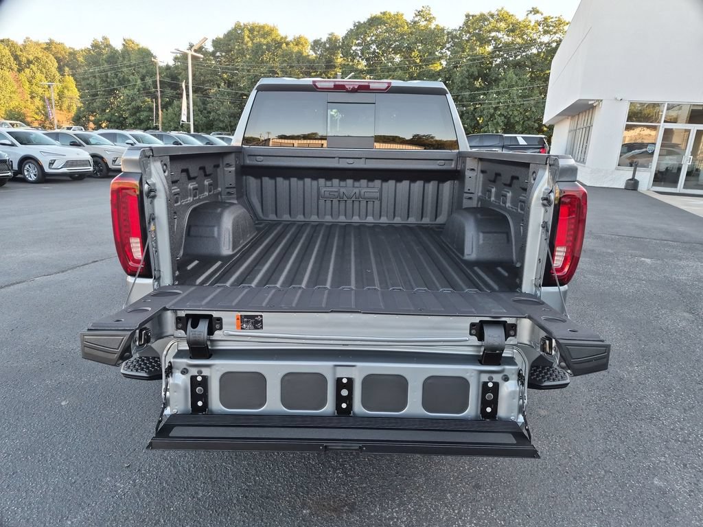 New 2026 GMC Sierra 1500 Denali AWD/4WD image 9