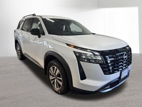New 2026 Nissan Pathfinder SL AWD/4WD image 9