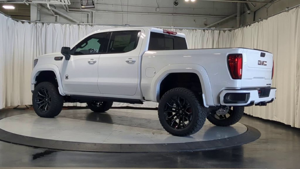 New 2026 GMC Sierra 1500 AT4 w/ AT4 Premium Package AWD/4WD image 7
