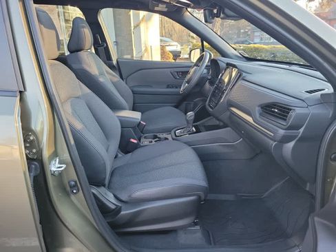 Certified 2025 Subaru Forester Premium image 25