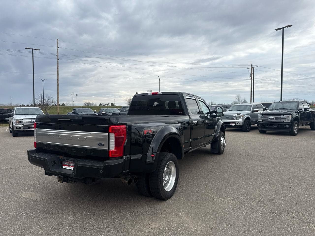 Used 2018 Ford F450 Limited w/ FX4 Off-Road Package AWD/4WD image 5