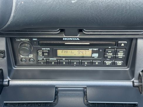 Used 2001 Honda S2000 image 22