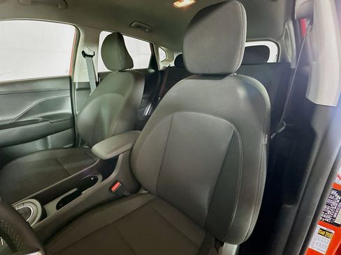 Used 2025 Hyundai Kona SEL image 19