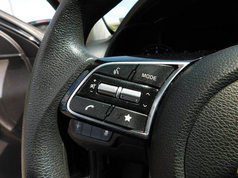 Used 2024 Kia Forte LXS FWD image 17